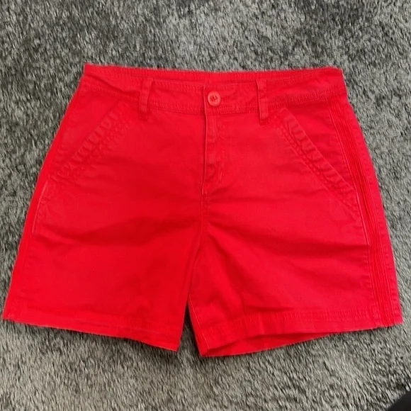 Eddie Bauer red high rise cotton stretch casual shorts. Women’s size 8 - Picture 1 of 16